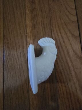 White Ceramic Rooster Wall Hook- Apron Towel Ring Holder